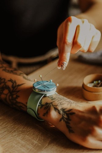 szpilki Katia na magnetycznej bransoletce